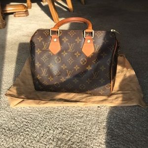 Authentic Louis Vuitton Vintage Speedy 25